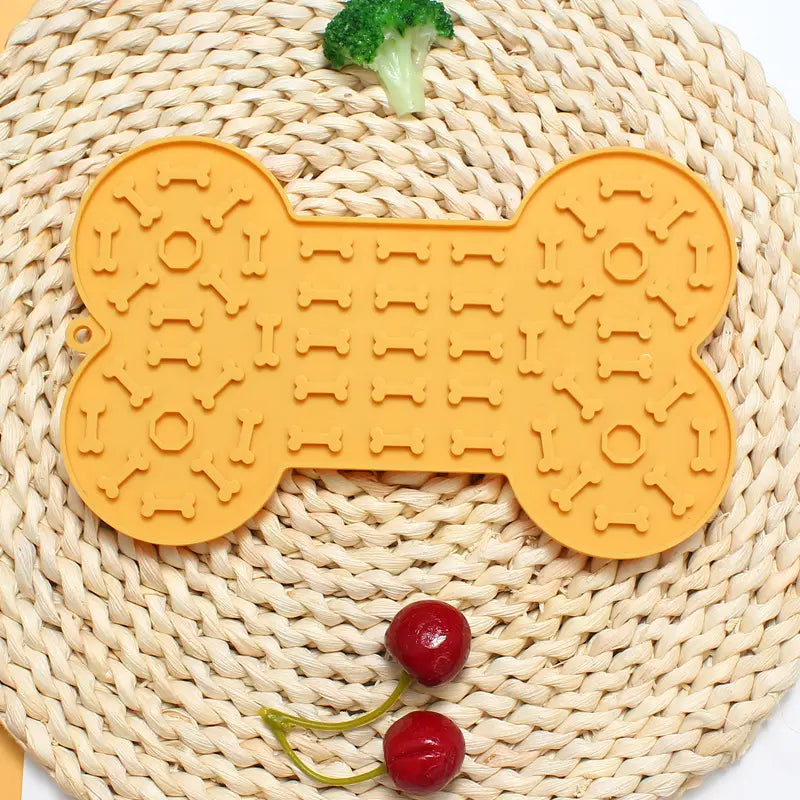 Silicone Bone Shaped Lick Mat