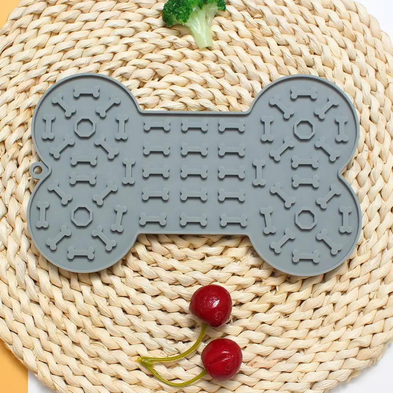 Silicone Bone Shaped Lick Mat